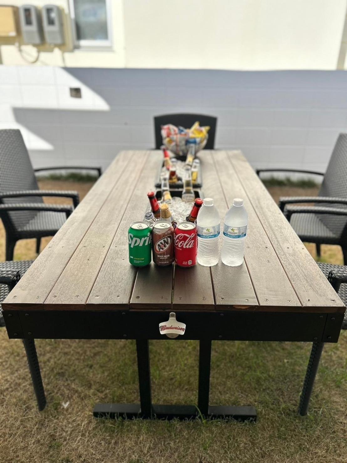 アパート Sea Side Loco's 屋嘉